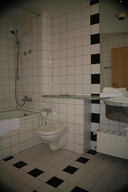 C-You Hotel Chemnitz Exterior photo